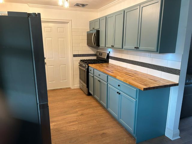 1317 Freeman St, Marysville, CA 95901