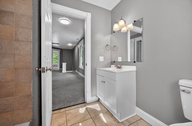 1510 N Grant Avenue, Springfield, MO 65803