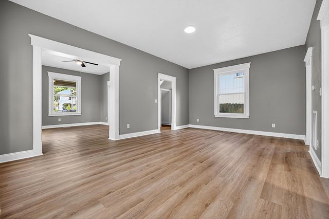 1510 N Grant Avenue, Springfield, MO 65803