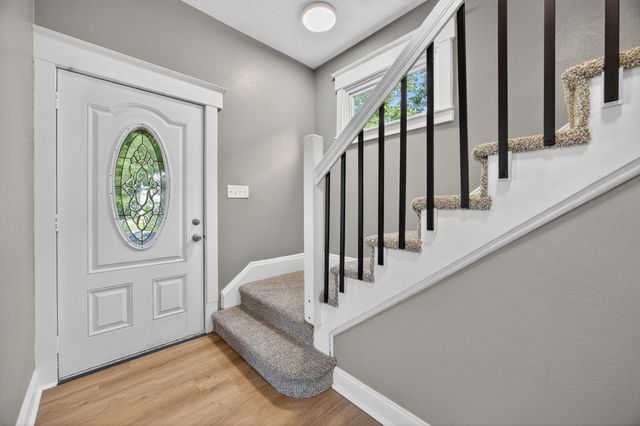 1510 N Grant Avenue, Springfield, MO 65803
