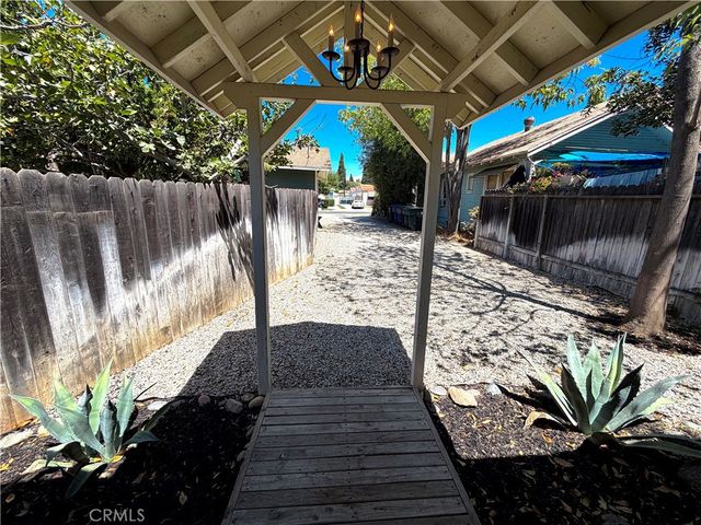 3728 -3726 Briscoe St, Riverside, CA 92506