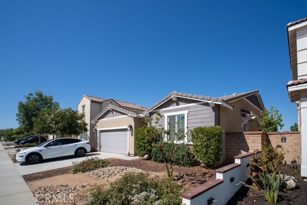 30817 Windy Ridge, Menifee, CA 92584 — photo 2