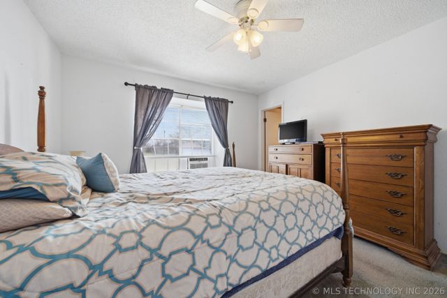 8935 E 49th Street, Tulsa, OK 74145