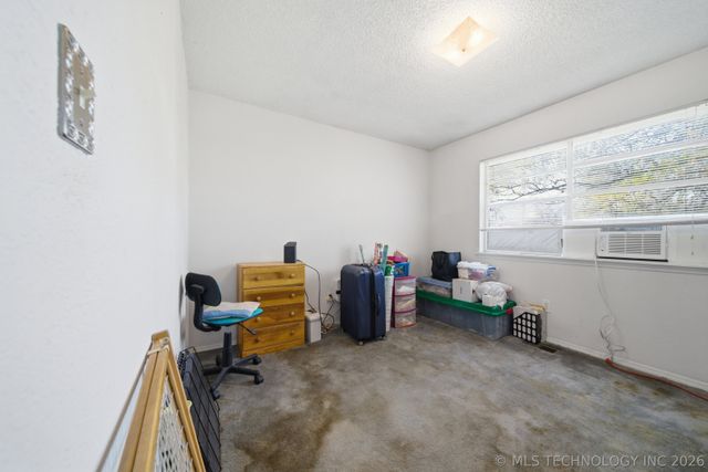 8935 E 49th Street, Tulsa, OK 74145