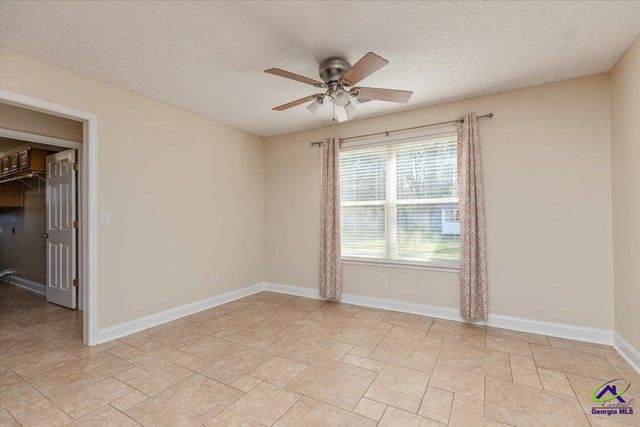 313 Old Farm Road, Perry, GA 31069