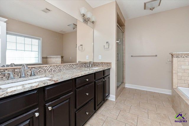 313 Old Farm Road, Perry, GA 31069