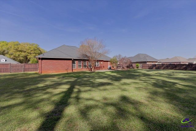 313 Old Farm Road, Perry, GA 31069