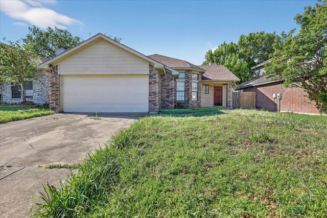 210 Cutting Horse Lane, Keller, TX 76248