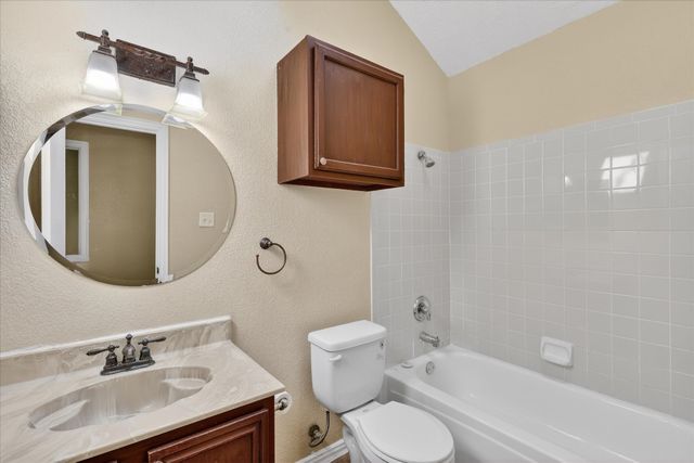 210 Cutting Horse Lane, Keller, TX 76248