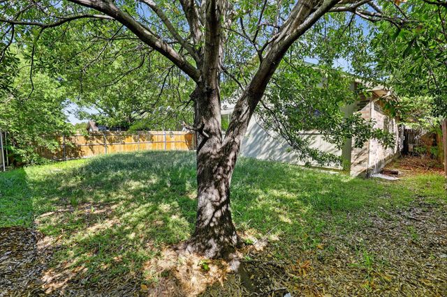 210 Cutting Horse Lane, Keller, TX 76248