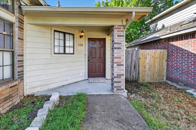 210 Cutting Horse Lane, Keller, TX 76248