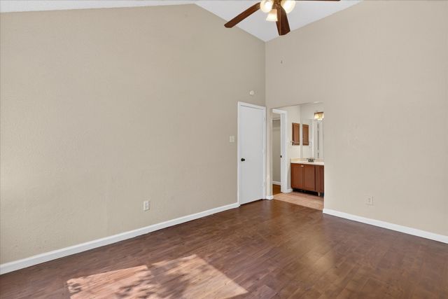 210 Cutting Horse Lane, Keller, TX 76248