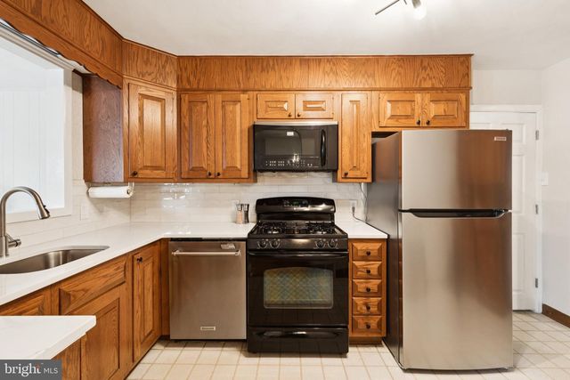 5160 GARFIELD AVE, Pennsauken, NJ 08109