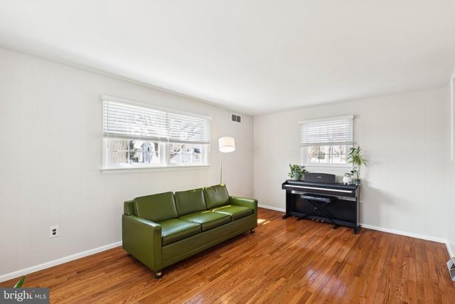 5160 GARFIELD AVE, Pennsauken, NJ 08109