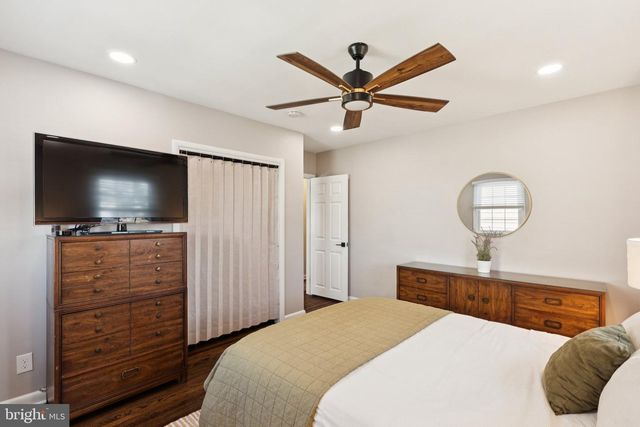 5160 GARFIELD AVE, Pennsauken, NJ 08109