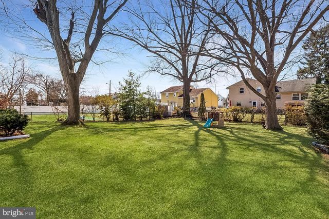 5160 GARFIELD AVE, Pennsauken, NJ 08109