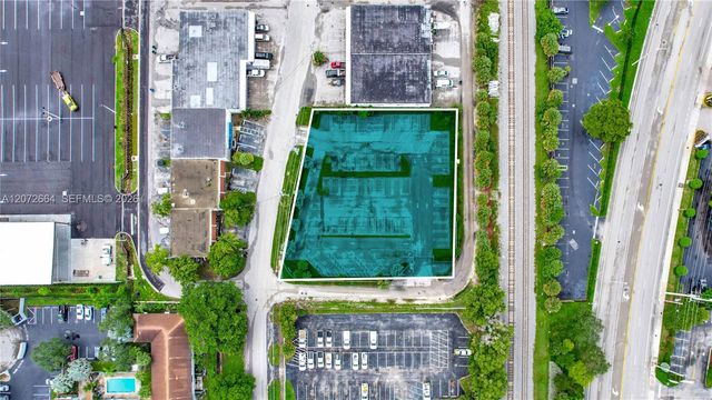 5299 NE 12th Avenue, Oakland Park, FL 33334