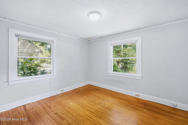 4924 Oleander Drive, Wilmington, NC 28403