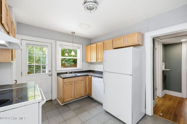 4924 Oleander Drive, Wilmington, NC 28403