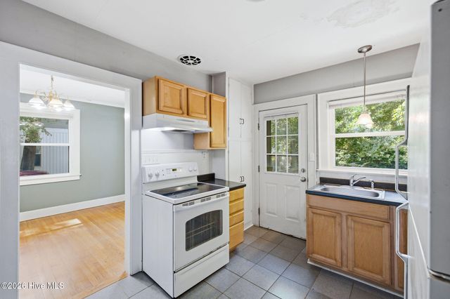 4924 Oleander Drive, Wilmington, NC 28403
