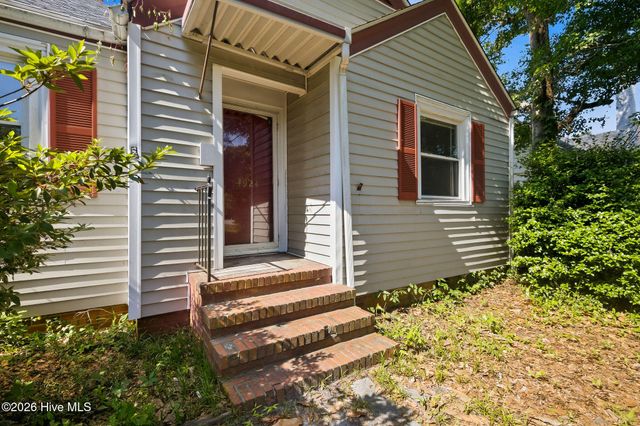 4924 Oleander Drive, Wilmington, NC 28403