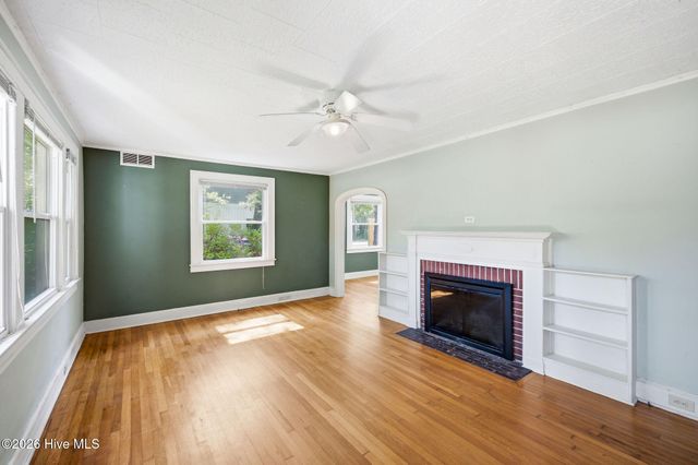 4924 Oleander Drive, Wilmington, NC 28403
