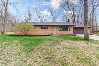 21247 Shurley Drive, Grosse Ile Township, MI 48138