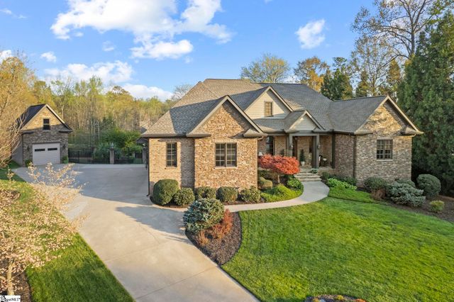 6 Saranac Lane, Simpsonville, SC 29681