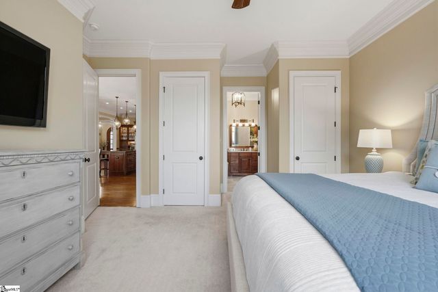 6 Saranac Lane, Simpsonville, SC 29681