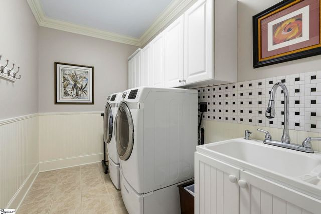 6 Saranac Lane, Simpsonville, SC 29681