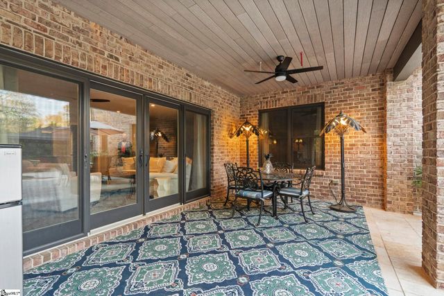 6 Saranac Lane, Simpsonville, SC 29681