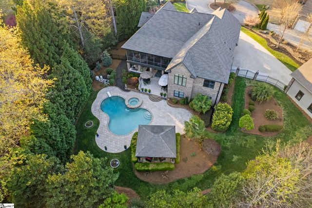 6 Saranac Lane, Simpsonville, SC 29681