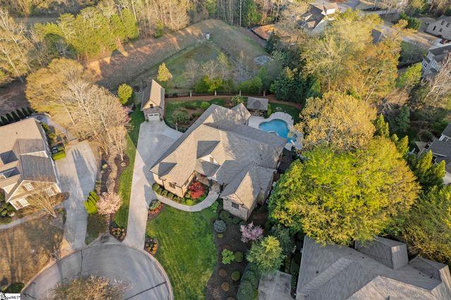 6 Saranac Lane, Simpsonville, SC 29681