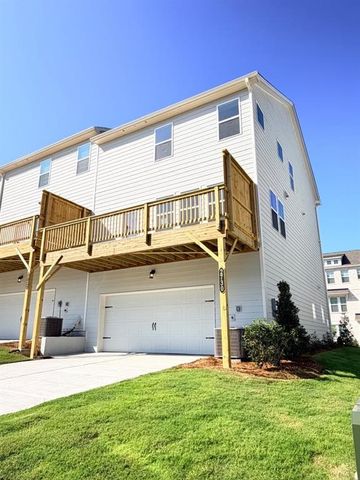 2730 Dreycott Ln, Lawrenceville, GA 30043