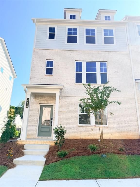 2730 Dreycott Ln, Lawrenceville, GA 30043