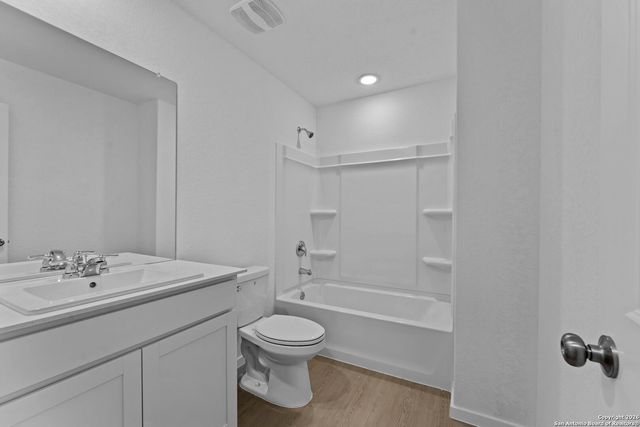 1854 Stonechat, New Braunfels, TX 78130