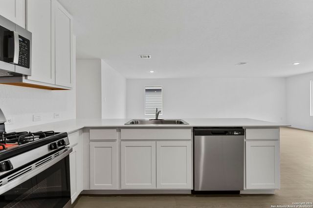 1854 Stonechat, New Braunfels, TX 78130