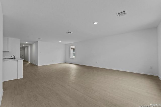 1854 Stonechat, New Braunfels, TX 78130