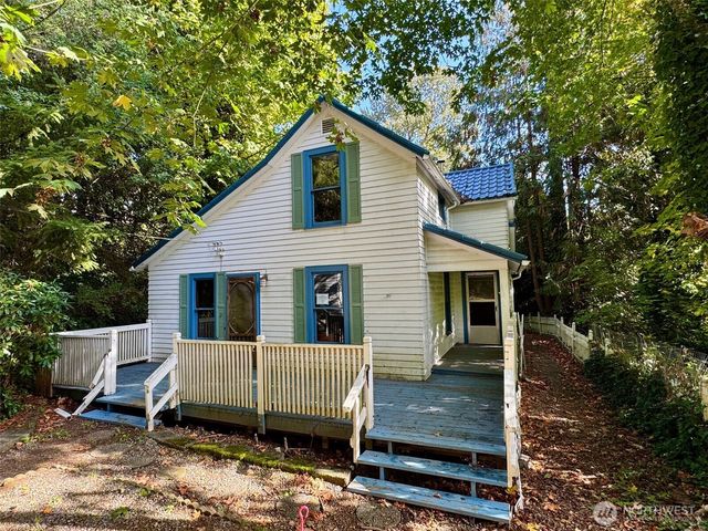 201 E Moore Avenue, Shelton, WA 98584