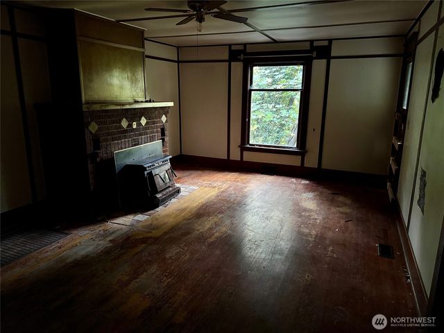 201 E Moore Avenue, Shelton, WA 98584