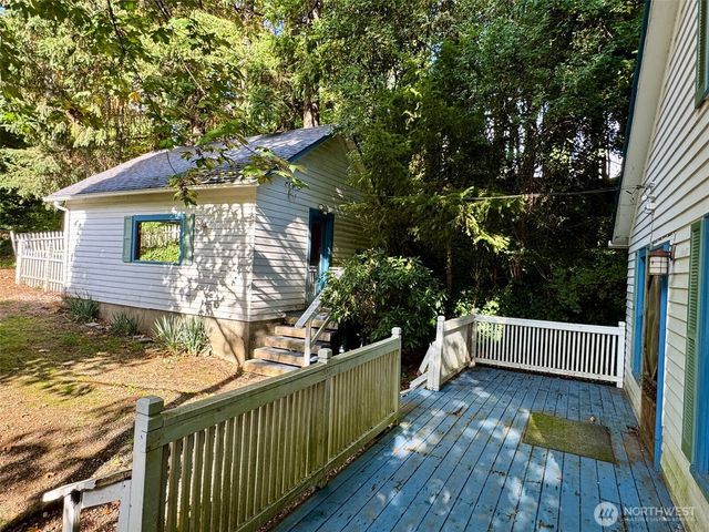 201 E Moore Avenue, Shelton, WA 98584