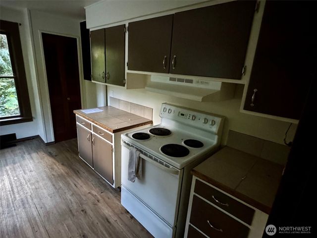 201 E Moore Avenue, Shelton, WA 98584