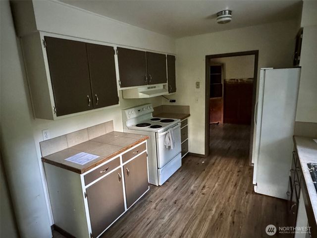 201 E Moore Avenue, Shelton, WA 98584