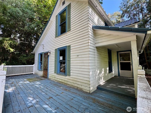 201 E Moore Avenue, Shelton, WA 98584