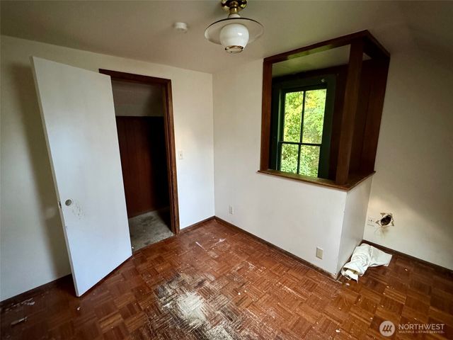 201 E Moore Avenue, Shelton, WA 98584