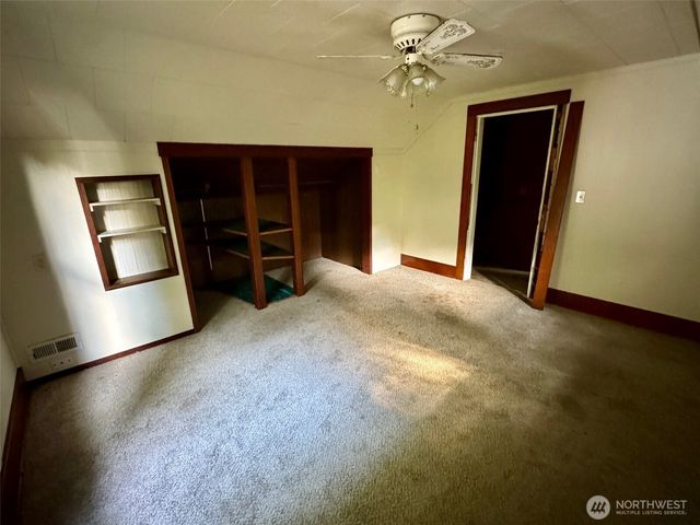 201 E Moore Avenue, Shelton, WA 98584