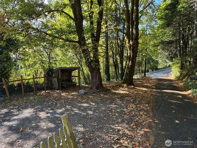 201 E Moore Avenue, Shelton, WA 98584