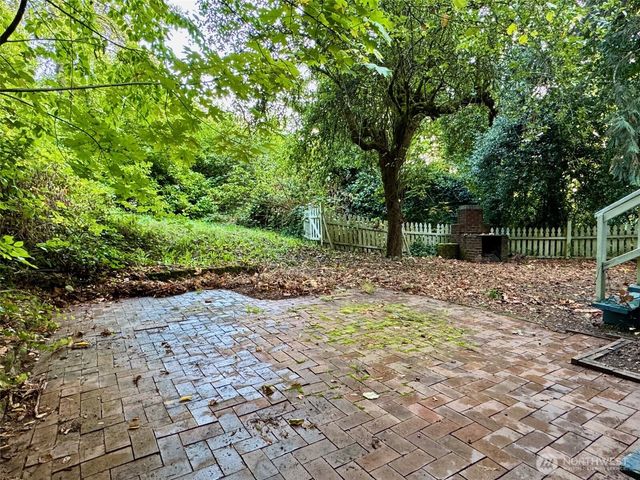 201 E Moore Avenue, Shelton, WA 98584