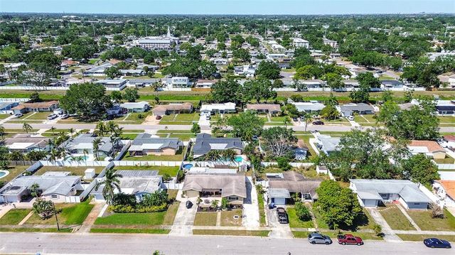5931 33 AVENUE N, St Petersburg, FL 33710