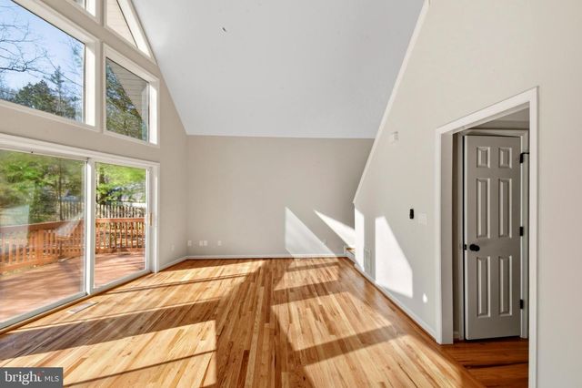 17 BRIDLEWOOD DR, Palmyra, VA 22963